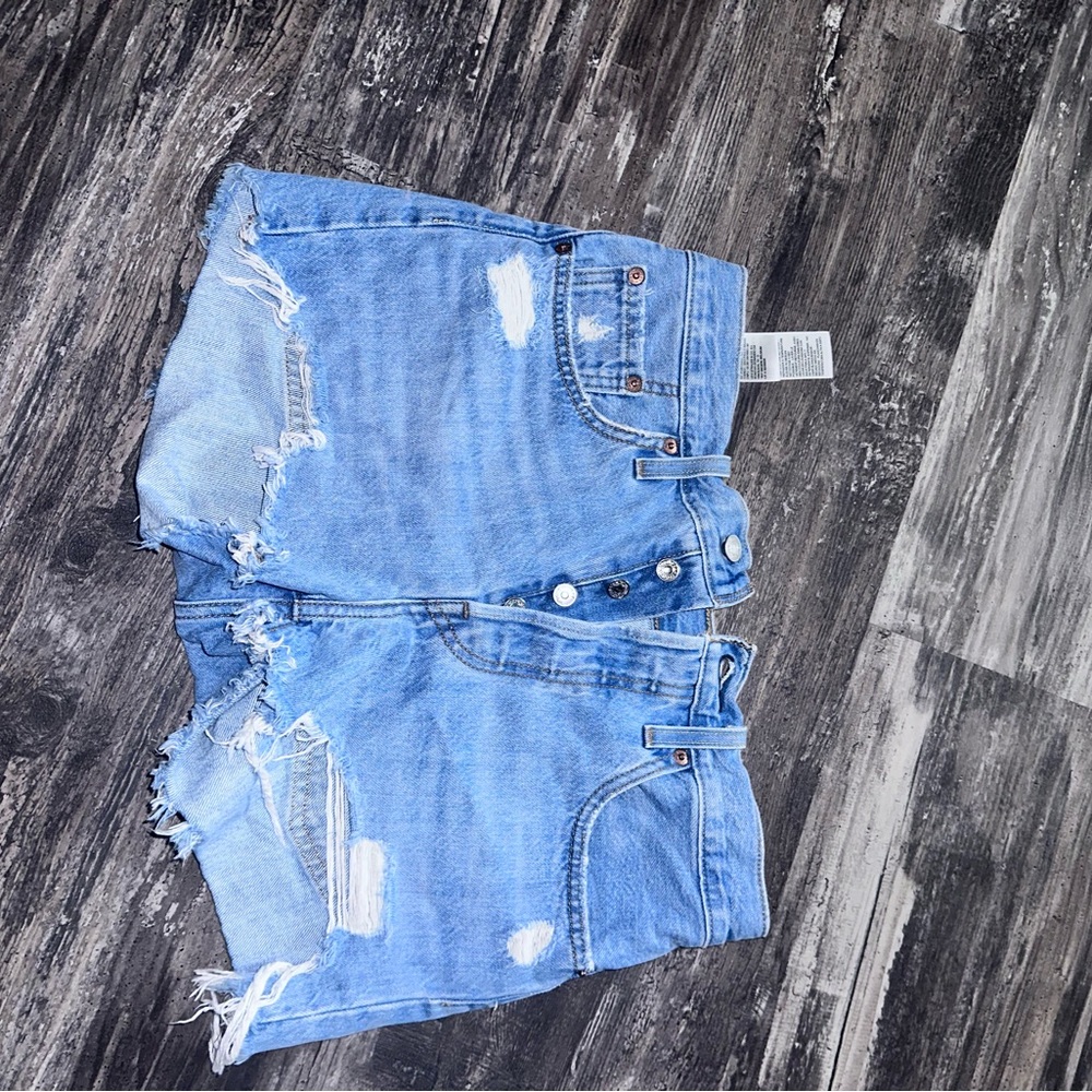 Levi’s Women’s 501 Original Shorts size 27